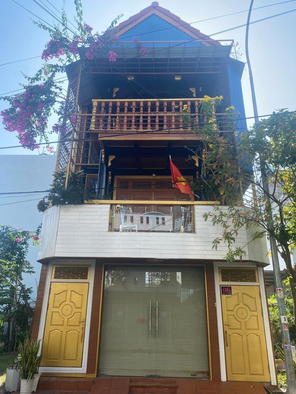 Biet Thu Go Wooden House Quy Nhon Canh Bien Villa Eksteriør billede